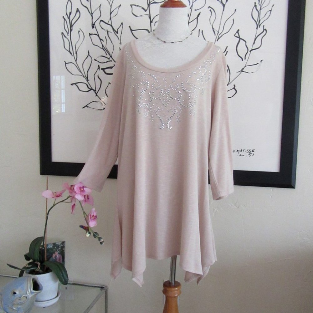 FRENCH BAZAAR beige studded oversized tunic shirt - handkerchief hem - Womens XL